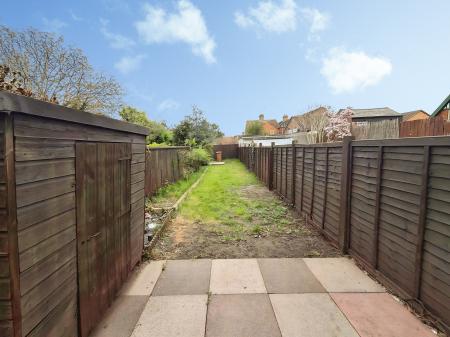 2 bedroom Terraced House to let in Belsize Avenue, Woodston, Peterborough, PE2