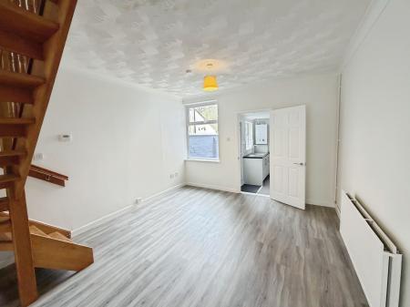 2 bedroom Terraced House to let in Belsize Avenue, Woodston, Peterborough, PE2