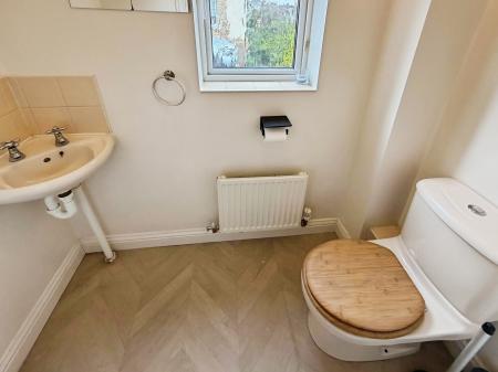 3 bedroom Semi-detached house to let in Standish Court, Sugar Way, Peterborough, PE2