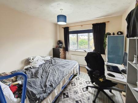 3 bedroom Semi-detached house to let in Standish Court, Sugar Way, Peterborough, PE2