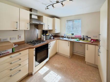 3 bedroom Detached house to let in Sprigs Road, Hampton Hargate, Peterborough, PE7