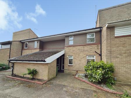 1 bedroom Maisonette to let in Ledham, Orton Brimbles, Peterborough, PE2