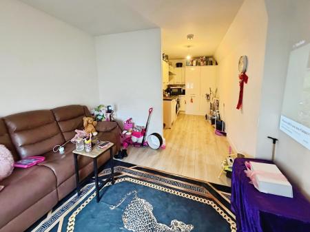 1 bedroom Flat to let in Park Road, Peterborough, PE1