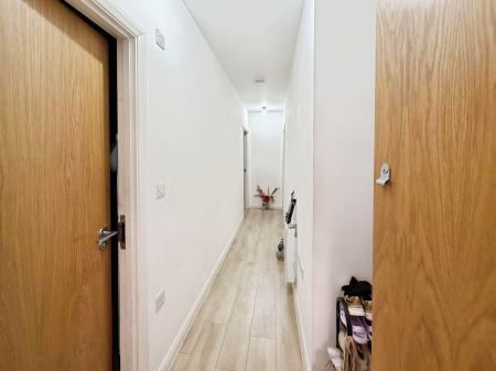 1 bedroom Flat to let in Park Road, Peterborough, PE1