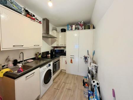 1 bedroom Flat to let in Park Road, Peterborough, PE1