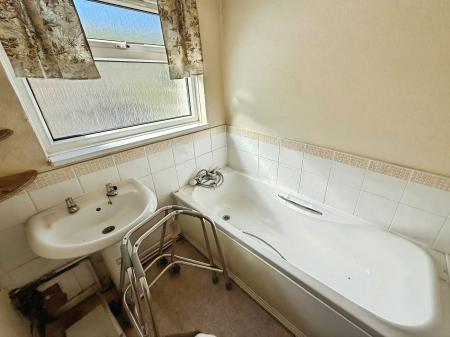 3 bedroom End of terrace house for sale in Big Green, Warmington, PE8