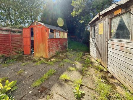 3 bedroom End of terrace house for sale in Big Green, Warmington, PE8