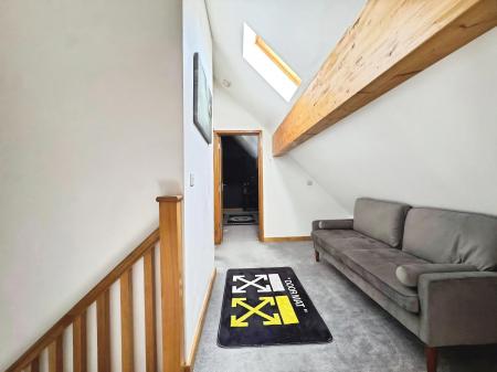 6 bedroom Detached house for sale in Chapel Street, Crowland, PE6