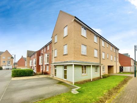 Molyneux Square, Hampton Vale, Peterborough, PE7