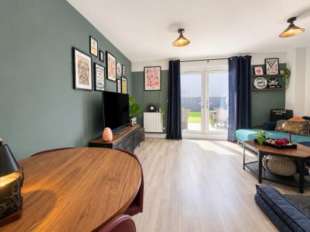 3 bedroom Semi-detached house for sale in Harrier Way, Market Deeping, PE6