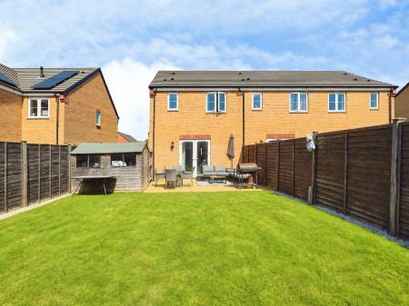 3 bedroom Semi-detached house for sale in Harrier Way, Market Deeping, PE6