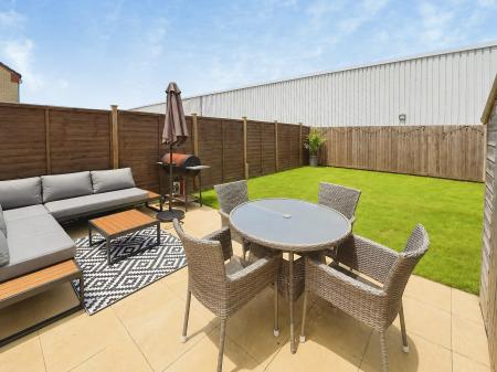 3 bedroom Semi-detached house for sale in Harrier Way, Market Deeping, PE6