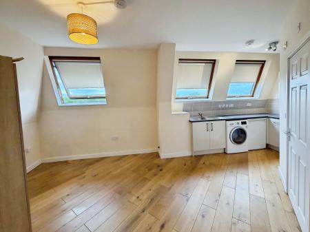 1 bedroom Studio flat to let in Rightwell East, South Bretton, Peterborough, PE3