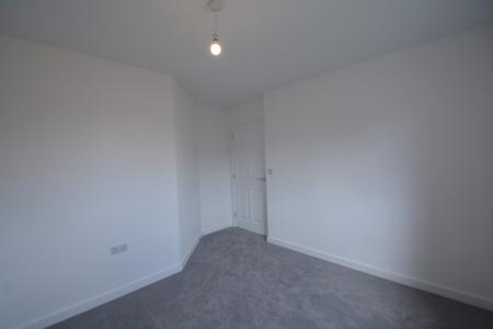 3 bedroom Semi-detached house to let in Waterfield Close, Central, Peterborough, PE3