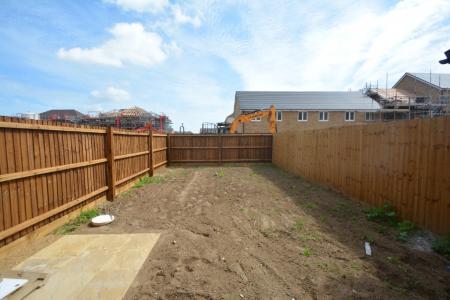 3 bedroom Semi-detached house to let in Waterfield Close, Central, Peterborough, PE3