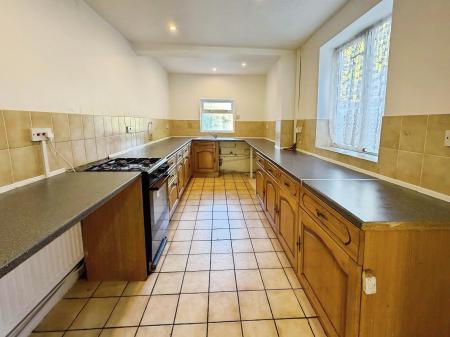 2 bedroom Terraced House to let in Crown Street, New England, Peterborough, PE1