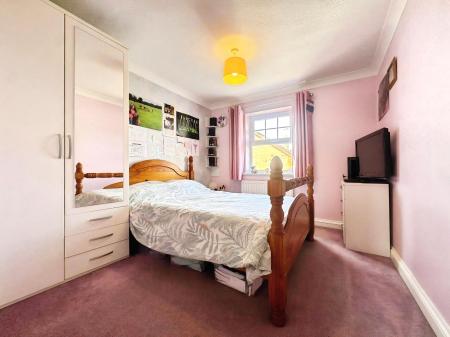 4 bedroom Detached house for sale in Deene Close, Market Deeping, PE6