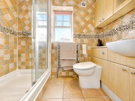 4 bedroom Detached house for sale in Deene Close, Market Deeping, PE6