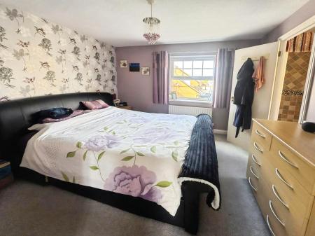 4 bedroom Detached house for sale in Deene Close, Market Deeping, PE6