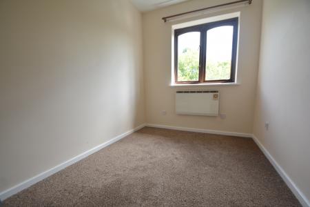 2 bedroom Flat to let in Hadrians Court, Peterborough, PE2