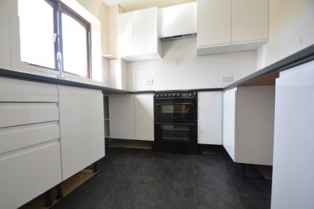 Hadrians Court, Peterborough, PE2