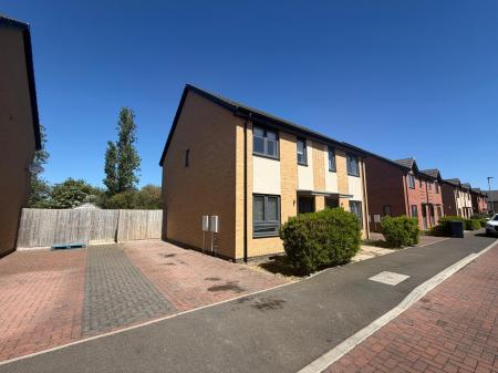 Holly Blue Gardens, Whittlesey, PE7