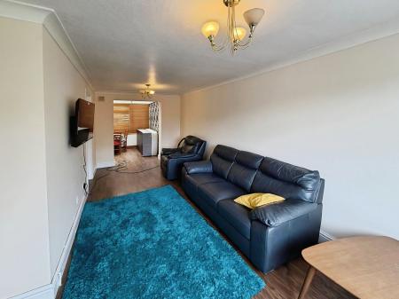 2 bedroom Semi-detached house to let in Richmond Avenue, Peterborough, PE4