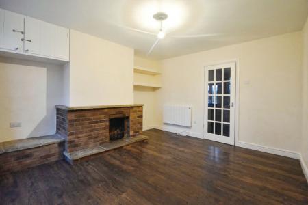2 bedroom Terraced House to let in East End, Langtoft, PE6