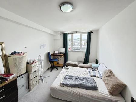 1 bedroom Flat to let in Misterton Court, Orton Plaza, Orton Goldhay, Peterborough, PE2