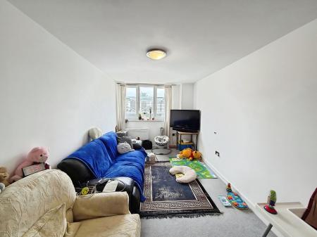 1 bedroom Flat to let in Misterton Court, Orton Plaza, Orton Goldhay, Peterborough, PE2