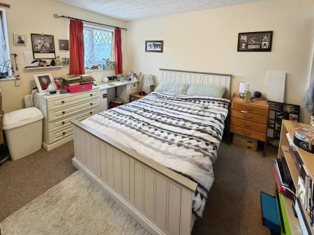 2 bedroom Terraced House to let in Nightingale Court, Gunthorpe, Peterborough, PE4