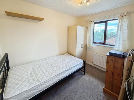 2 bedroom Terraced House to let in Nightingale Court, Gunthorpe, Peterborough, PE4