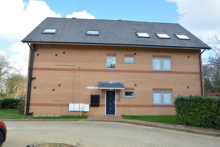 2 bedroom Flat to let in Bretton Green, Peterborough, PE3