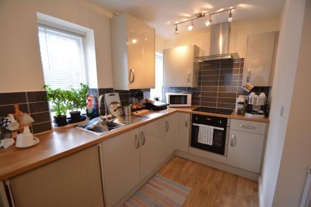 2 bedroom Flat to let in Bretton Green, Peterborough, PE3