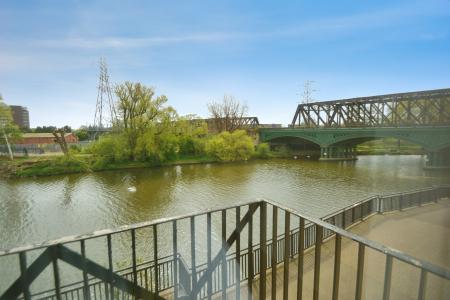 2 bedroom Flat for sale in Viersen Platz, Peterborough, PE1