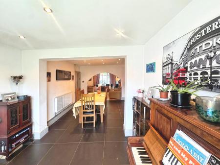 3 bedroom Character Property for sale in Exeter Road, Millfield, Peterborough, PE1