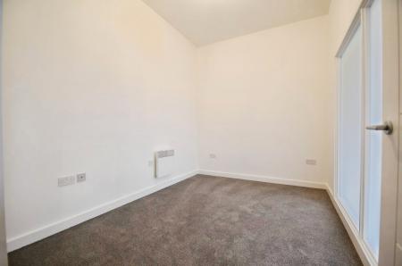 1 bedroom Flat to let in Vicarage Farm Road, Peterborough, PE1