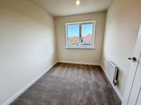 3 bedroom Semi-detached house to let in Chamberlain Way, Gunthorpe, Peterborough, PE4