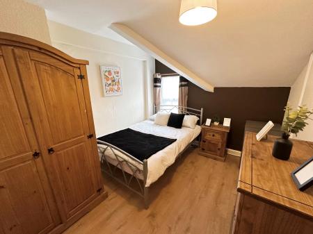 1 bedroom House share to let in Dogsthorpe Road, Dogsthorpe, Peterborough, PE1