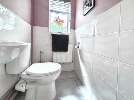 5 bedroom Detached house for sale in Fountains Place, Eye, PE6