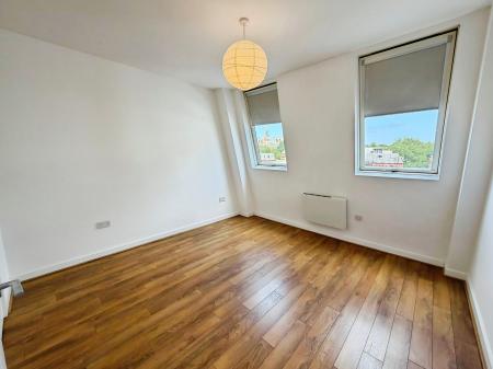 2 bedroom Flat to let in Wentworth Street, City Centre, Peterborough, PE1