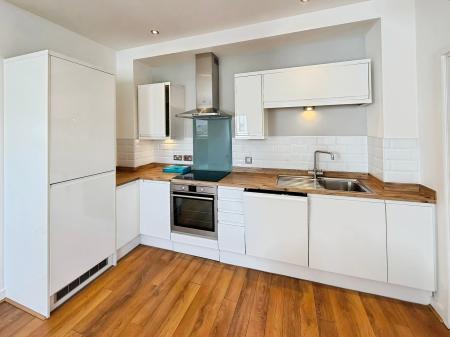 2 bedroom Flat to let in Wentworth Street, City Centre, Peterborough, PE1