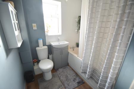 2 bedroom Flat to let in Burton Court, Central, Peterborough, PE1
