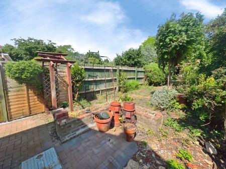 3 bedroom Semi-detached house for sale in West Parade, Peterborough, PE3