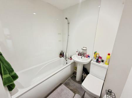 1 bedroom Flat to let in Whitsed Street, Eastfield, Peterborough, PE1