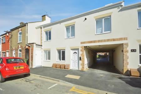 1 bedroom Flat to let in Whitsed Street, Eastfield, Peterborough, PE1