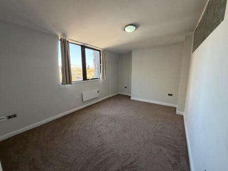 1 bedroom Flat to let in New Priestgate House, City Centre, Peterborough, PE1