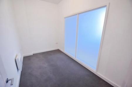 1 bedroom Flat to let in Vicarage Farm Road, Peterborough, PE1