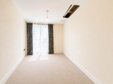 2 bedroom Flat for sale in Hammonds Drive, Peterborough, PE1