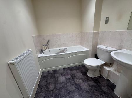 2 bedroom Flat for sale in Hammonds Drive, Peterborough, PE1